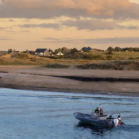 Avec Piscine Privée, Sauna, Jardin Et Parking Barneville-Carteret
